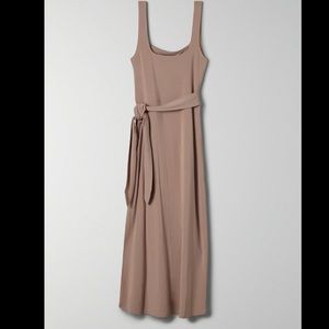 Aritzia Wilfred 
Saturn Midi Dress